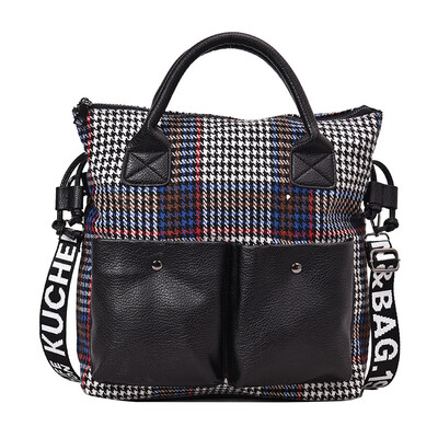 Qiao Bani 2019 new spring European&American style fashion hit color double pockets takeaway shoulders diagonal cross-trend handbags
Qiao Bani 2019 new spring European&American style fashion hit color double pockets takeaway shoulders diagonal cross-trend handbags