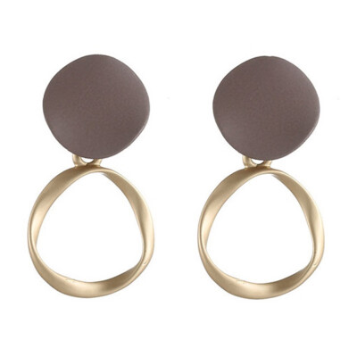 Vintage Matte Gold Round Women Earrings Korean Style Simple Chic Geometric Shape Earrings
Vintage Matte Gold Round Women Earrings Korean Style Simple Chic Geometric Shape Earrings