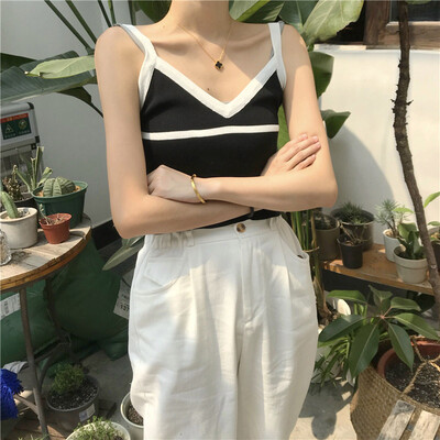 Womens fashion simple temperament V-neck tops contrast color camisole comfortable sleeveless camisole
Womens fashion simple temperament V-neck tops contrast color camisole comfortable sleeveless camisole