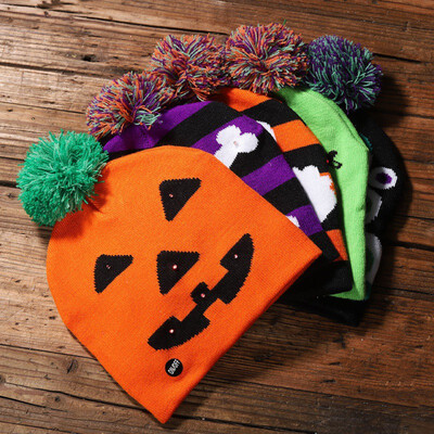 Halloween Wedding decoration Santa Hats scarf Boys Girls Cap color Christmas Decoration Halloween LED light knit hat Party Props
Halloween Wedding decoration Santa Hats scarf Boys Girls Cap color Christmas Decoration Halloween LED light knit hat Party Props