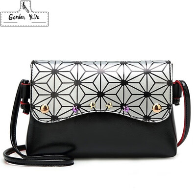 Women Floral leather Shoulder Bag Satchel Handbag Retro Messenger Bag Famous Designer Clutch Shoulder Bags Bolsa Bag Black White
Women Floral leather Shoulder Bag Satchel Handbag Retro Messenger Bag Famous Designer Clutch Shoulder Bags Bolsa Bag Black White