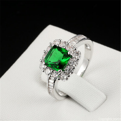 Sliver Color Green Cystal Princess Cut Wedding Ring Engagement AAA CZ Crystal Jewelry For Women with Austrian Crystal R475
Sliver Color Green Cystal Princess Cut Wedding Ring Engagement AAA CZ Crystal Jewelry For Women with Austrian Crystal R475
