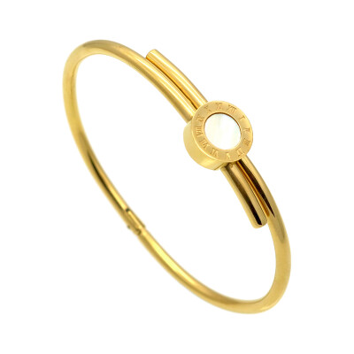 New couple bracelet pop Roman number black&white shell titanium steel bracelet Fashion men&women buckle opening bracelet
New couple bracelet pop Roman number black&white shell titanium steel bracelet Fashion men&women buckle opening bracelet