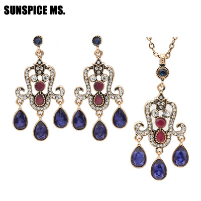 Vintage Turkish Women Long Dangle Earring Hollow Flower Resin Antique Jewerly Indian Bohemia Rhinestone Wedding Ethnic Earring
Vintage Turkish Women Long Dangle Earring Hollow Flower Resin Antique Jewerly Indian Bohemia Rhinestone Wedding Ethnic Earring