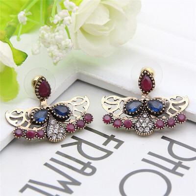 Vintage Turkish Wings Flower Drop Earring Women Adjustable Length Resin Earring Antique Gold Color India Bridal Wedding Jewelry
Vintage Turkish Wings Flower Drop Earring Women Adjustable Length Resin Earring Antique Gold Color India Bridal Wedding Jewelry