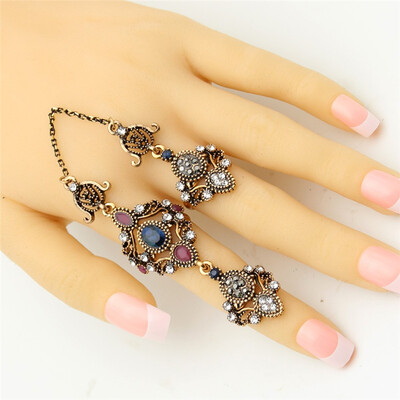 Good Deal Vintage Turkish Double Finger Rings Women Antique Flower Rhinestone Ring Anillos Ethnic Dance Decoration Retro Jewelry
Good Deal Vintage Turkish Double Finger Rings Women Antique Flower Rhinestone Ring Anillos Ethnic Dance Decoration Retro Jewelry