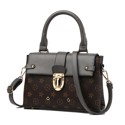 SGARR Fashion Women Messenger Bags High Quality PU Leather Shoulder Crossbody Bag Luxury Designer Large Capacity Big Women Bags
SGARR Fashion Women Messenger Bags High Quality PU Leather Shoulder Crossbody Bag Luxury Designer Large Capacity Big Women Bags