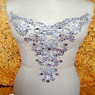 Handmade silversew on Rhinestones applique crystal patches with stones sequins beads 3028cm Diy dress accessory
Handmade silversew on Rhinestones applique crystal patches with stones sequins beads 3028cm Diy dress accessory