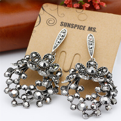 Fashion Bohemia Ethnic Rhinestone Big Flower Dangle Earrings Antique Silver Color Crystal Drop Earring Turkish Indian Jewelry
Fashion Bohemia Ethnic Rhinestone Big Flower Dangle Earrings Antique Silver Color Crystal Drop Earring Turkish Indian Jewelry