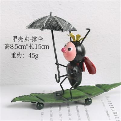 Creative cute iron ant small furnishings home miniature garden accessories living room bookcase home decoration animal crafts
Creative cute iron ant small furnishings home miniature garden accessories living room bookcase home decoration animal crafts