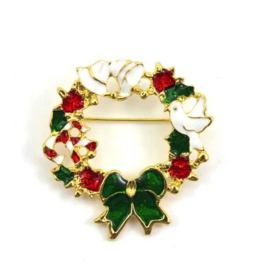 Vanker Xmas Christmas Gift Santa Claus Shirt Decor Alloy Gold-plated Brooch Pin Wreath Style
Vanker Xmas Christmas Gift Santa Claus Shirt Decor Alloy Gold-plated Brooch Pin Wreath Style