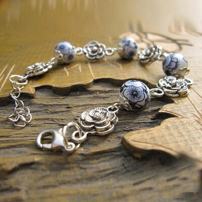 Hot style package postal crafts popular ceramic miaoyin national wind bracelet high temperature fired jewelry Chinese characterist
Hot style package postal crafts popular ceramic miaoyin national wind bracelet high temperature fired jewelry Chinese characterist