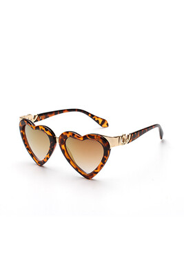 FEIDU New Vintage Heart Sunglasses Women Brand Designer Retro Coating Sun Glasses oculos de sol feminino Designer
FEIDU New Vintage Heart Sunglasses Women Brand Designer Retro Coating Sun Glasses oculos de sol feminino Designer