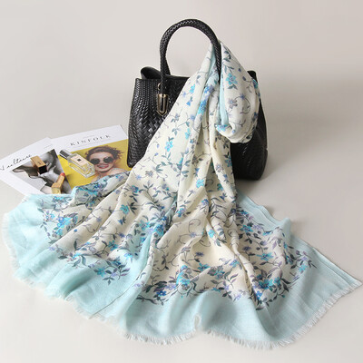 Shanghai story STORY Of SHANGHAI wool scarf female autumn&winter warm shawl bib flower into the water blue
Shanghai story STORY Of SHANGHAI wool scarf female autumn&winter warm shawl bib flower into the water blue