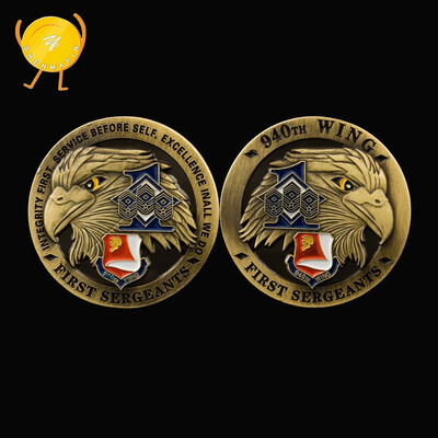 First military division eagle head commemorative coin ancient bronze hollow-out animal collection coin military gold coin
First military division eagle head commemorative coin ancient bronze hollow-out animal collection coin military gold coin