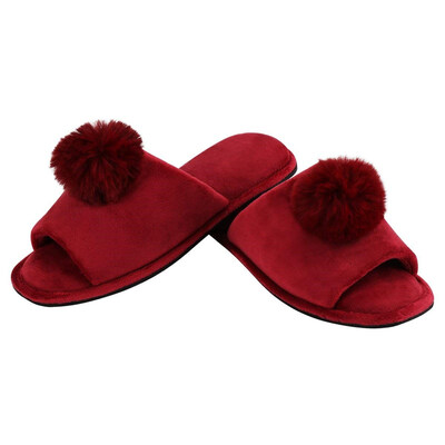 In spring&summer the lovely girl in the season has her toes toed her furry home floor&her indoor waterproof ice-proof
In spring&summer the lovely girl in the season has her toes toed her furry home floor&her indoor waterproof ice-proof