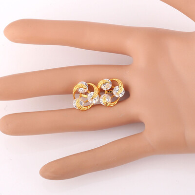 New Zircon Earrings Women Fashion Jewelry Trendy 18K Real Gold Plated 2 Options Colorful/Clear Cubic Zirconia Stud Earrings
New Zircon Earrings Women Fashion Jewelry Trendy 18K Real Gold Plated 2 Options Colorful/Clear Cubic Zirconia Stud Earrings