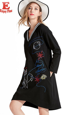 XL XXL 3XL 4XL 5XL plus size cotton autumn 2018 women dress long sleeve big size black V neck loose cartoon embroidery midi
XL XXL 3XL 4XL 5XL plus size cotton autumn 2018 women dress long sleeve big size black V neck loose cartoon embroidery midi