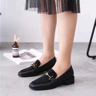 Spring&autumn new fashion square head single shoes female thick with England small leather shoes metal Korean version of wild
Spring&autumn new fashion square head single shoes female thick with England small leather shoes metal Korean version of wild