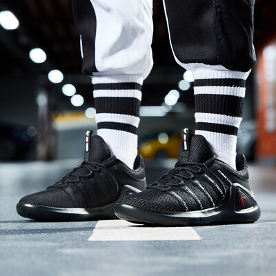 Jordan mens shoes breathable lightweight casual shoes travel wear running shoes men XM4580311 black white 425
Jordan mens shoes breathable lightweight casual shoes travel wear running shoes men XM4580311 black white 425