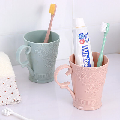 Creative carved ABS plastic toothbrush mouth mug with handle couple mouth mug toothbrush holder bathroom accessories cup
Creative carved ABS plastic toothbrush mouth mug with handle couple mouth mug toothbrush holder bathroom accessories cup