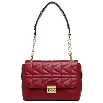 Ke Lu Chi (CLUCI) new shoulder bag female Ling grid cowhide handbags simple wild chain handbag ladies bag C11761 black
Ke Lu Chi (CLUCI) new shoulder bag female Ling grid cowhide handbags simple wild chain handbag ladies bag C11761 black