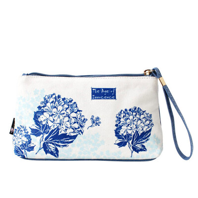 Flowers princess pure chronology art package fresh trend leisure original fashion handbag 1507S001 blue 
Flowers princess pure chronology art package fresh trend leisure original fashion handbag 1507S001 blue