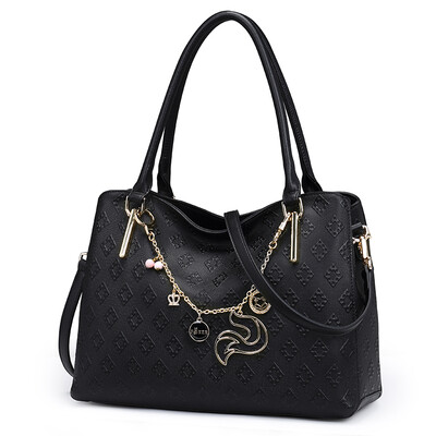 Golden Fox (FOXER) new female package fashion elegant embossed shoulder bag exquisite fox pendant fashion hand messenger bag 958079F1O gold
Golden Fox (FOXER) new female package fashion elegant embossed shoulder bag exquisite fox pendant fashion hand messenger bag 958079F1O gold