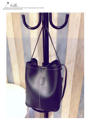 Jiabaisi shoulder bag 2017 new light-weight design fashion PU smiple imitation leather crossbody bag
Jiabaisi shoulder bag 2017 new light-weight design fashion PU smiple imitation leather crossbody bag