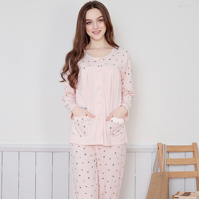 Red beans home Hodohome pajamas women spring&autumn cotton long-sleeved cartoon wave point leisure home service suit shrimp red 175 96A
Red beans home Hodohome pajamas women spring&autumn cotton long-sleeved cartoon wave point leisure home service suit shrimp red 175 96A