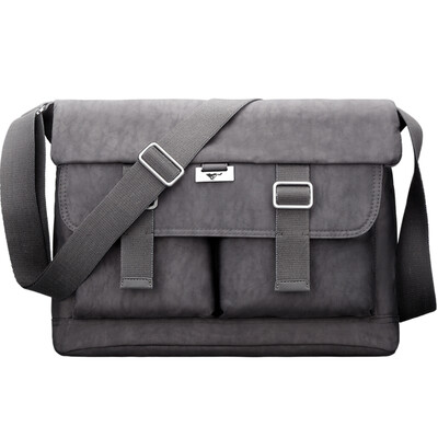 Seven wolves male bag shoulder bag men Messenger bag Oxford cloth backpack bag black B0600364-201
Seven wolves male bag shoulder bag men Messenger bag Oxford cloth backpack bag black B0600364-201