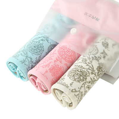Red bean ladies underwear 3 soft cotton printing waist sexy lace briefs a combination of 16585
Red bean ladies underwear 3 soft cotton printing waist sexy lace briefs a combination of 16585