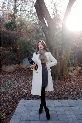 2017 new woolen jacket women in the long section of students double-sided thick Slim woolen clothing women
2017 new woolen jacket women in the long section of students double-sided thick Slim woolen clothing women