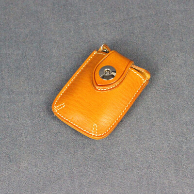 High quality vegetable tannery key case car universal key case leather buckle key bag
High quality vegetable tannery key case car universal key case leather buckle key bag