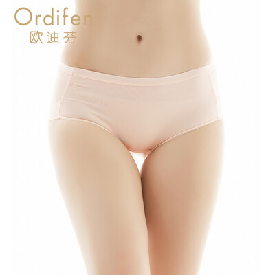 Ou Difen mid-waist solid color flat mouth seamless pants comfortable sexy hip ladies boxer briefs XK6404 water even purple L
Ou Difen mid-waist solid color flat mouth seamless pants comfortable sexy hip ladies boxer briefs XK6404 water even purple L
