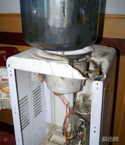 这些电器不用的时候一定要把插头拔掉!-京东快