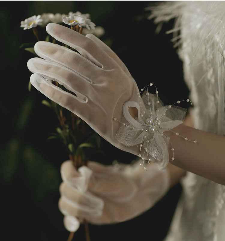 薄纱手套女原创新娘婚纱手套法式简约薄纱短款网纱蝴蝶结婚礼服白色