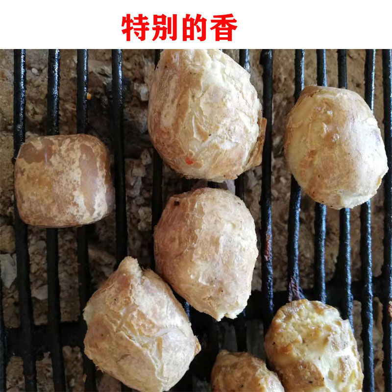 云南建水西门全干豆腐臭豆腐舌尖上的美食全手工豆腐油炸烧烤干豆腐