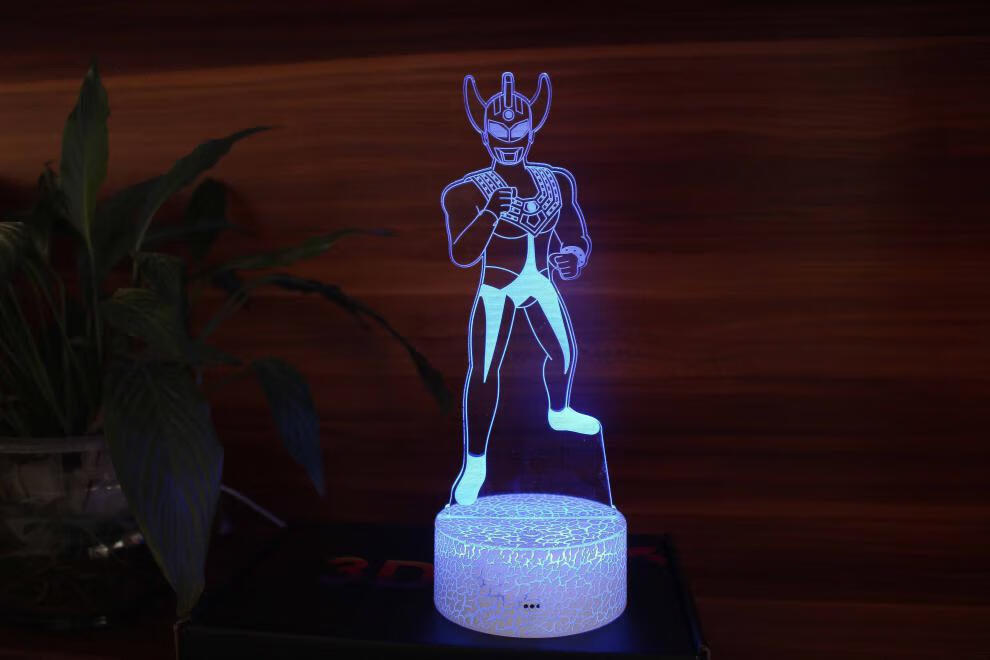 奥特曼台灯 咸蛋超人小夜灯奥特曼与怪兽3立体小台灯儿童房插电创意