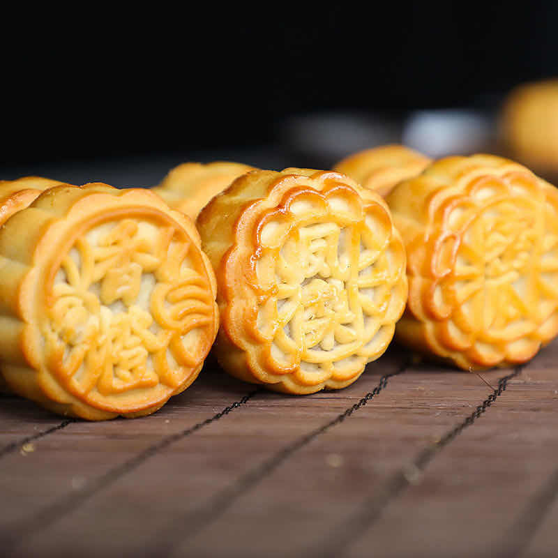 水果月饼凤梨多口味小月饼广式五仁豆沙小零食迷你小月饼糕点礼盒五仁