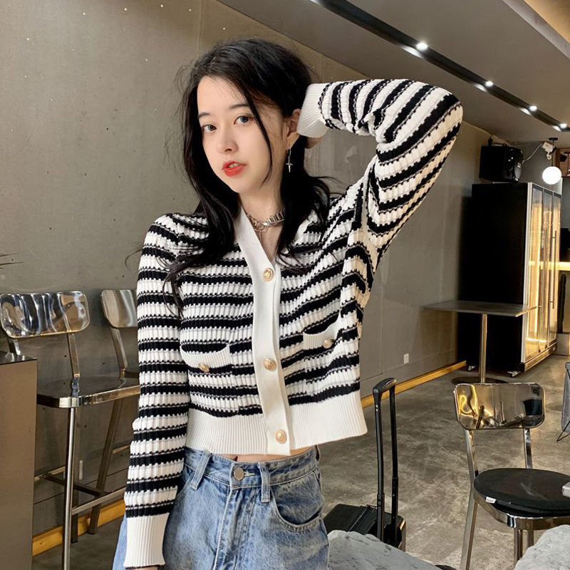 针织衫女黑白条纹开衫v领短款外套女长袖显瘦开衫女外穿百搭条纹黑色s