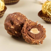 Ferrero FERRERO Hazelnut Wafer Candy Milk Chocolate Snacks Snack Confession Companion Gift 16 Pieces Gift Box 200g