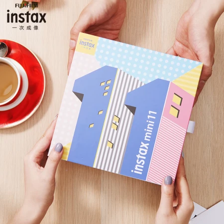 Fuji instax stand immediately imaging camera mini11 exquisite gift box ice crystal white with 10 sheets of photo paper Fuji instax stand immediately imaging camera mini11 exquisite gift box ice crystal white with 10 sheets of photo paper