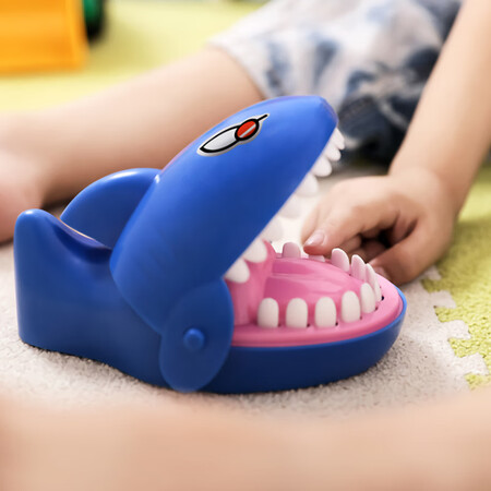 TaTanice bite shark toy bite finger children tricky toy vibrato parent-child interaction truth or dare props MY6801 birthday gift TaTanice bite shark toy bite finger children tricky toy vibrato parent-child interaction truth or dare props MY6801 birthday gift