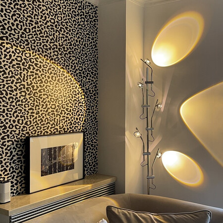 Mingxiang floor lamp creative LED light and shadow living room sofa bedroom live broadcast net red 2021 new Italian art hotel villa designer wall atmosphere projection daylight vertical lamp three-head floor lamp natural light Mingxiang floor lamp creative LED light and shadow living room sofa bedroom live broadcast net red 2021 new Italian art hotel villa designer wall atmosphere projection daylight vertical lamp three-head floor lamp natural light
