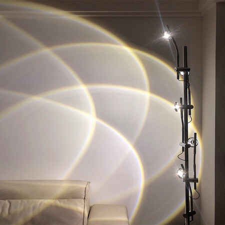 Mingxiang floor lamp creative LED light and shadow living room sofa bedroom live broadcast net red 2021 new Italian art hotel villa designer wall atmosphere projection daylight vertical lamp three-head floor lamp natural light Mingxiang floor lamp creative LED light and shadow living room sofa bedroom live broadcast net red 2021 new Italian art hotel villa designer wall atmosphere projection daylight vertical lamp three-head floor lamp natural light