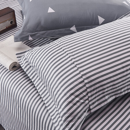 Baifudi byford three-piece cotton twill printing three-piece pure cotton simple quilt cover sheet quilt cover single 1.2/1.35m bed Love Nest Baifudi byford three-piece cotton twill printing three-piece pure cotton simple quilt cover sheet quilt cover single 1.2/1.35m bed Love Nest