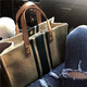 CARTELO crocodile CARTELO bag ladies casual bag portable messenger canvas bag large capacity Korean version student mobile phone female bag khaki black CARTELO crocodile CARTELO bag ladies casual bag portable messenger canvas bag large capacity Korean version student mobile phone female bag khaki black