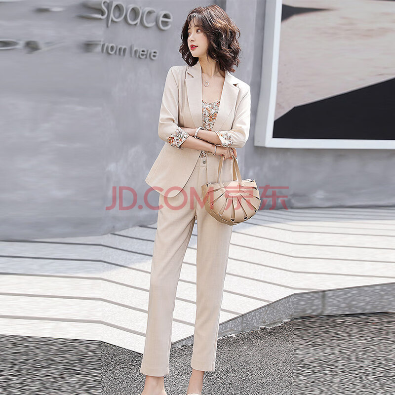 西装职业套装女2021年新款春款网红炸街时尚洋气休闲西服三夏 米色(两