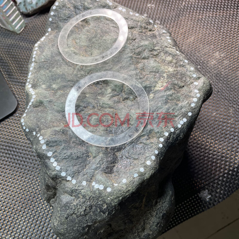 【二拍】标号37：重量14.4公斤翡翠原石1件